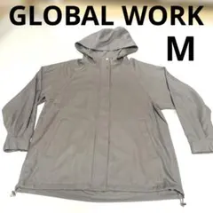 グローバルワーク 軽やか撥水マンパ　M グレイッシュカーキ　マウンテンパーカー