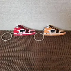 アプテン スニーカー キーホルダー - メルカリ