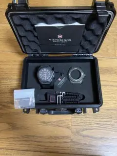 ビクトリノックス　イノックス　カーボン　victorinox carbon 時計