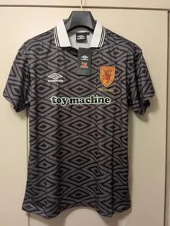 ムラサキスポーツ限定 TOY MACHINE × umbro ゲームシャツ - メルカリ