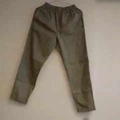 GU ジーユー　シェフパンツ　カーキ　150cm 331700