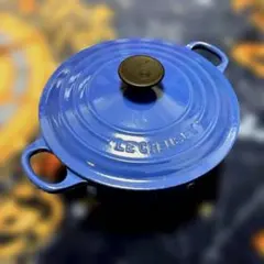 LE CREUSET 両手鍋 22cm 青　ブルーのサムネイル