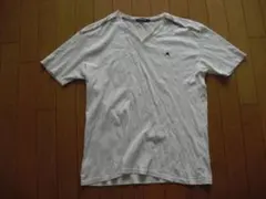 Burberry Vネック Tシャツ ホワイト
