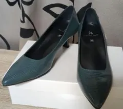 Item thumbnail for item 8e1e9284-b2e2-4732-9cf7-0982944081e7