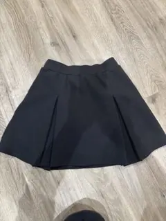 UNIQLO ブラック プリーツミニキュロット
