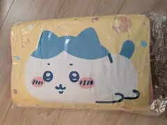 ちいかわ ミニ低反発枕 ハチワレ　未開封タグ付き 圧縮して発送のサムネイル