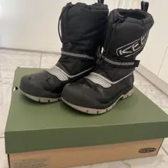 KEEN スノーブーツ23.5㎝