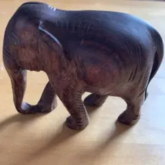 象の木彫り置き物