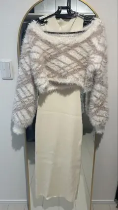 RESEXXY アイボリー ニットトップス&ノースリーブワンピースセット