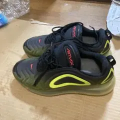 NIKEエアーマックスのサムネイル