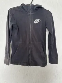 Nike 黒 パーカー フロントジッパー　130 140