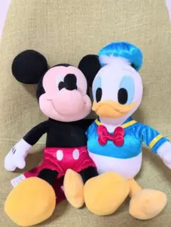 Disney ミッキー＆ドナルド ぬいぐるみのサムネイル