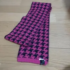 CECIL McBEE　マフラー