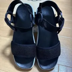 UGG スポーツサンダル ブラック