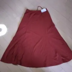 新品未使用UNIQLO フレアロングスカート L ダークオレンジ