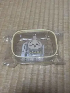 ちいかわ　うさぎ　ぷっくりクリアミニポーチ