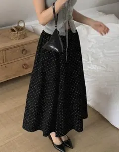 黒ドットロングスカート(新品)のサムネイル