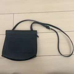 GU ブラック ショルダーバッグのサムネイル