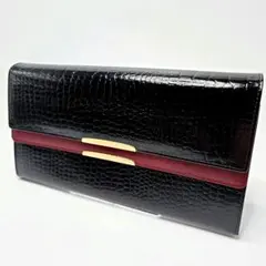 【美品】クロコダイル 型押しレザー 長財布 レディース