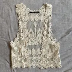 新品タグ付き　ZARA　ザラ　レースベスト　ジレ　アイボリー　Mサイズ