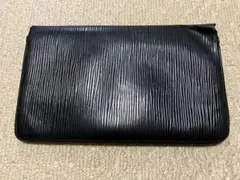 ブラック エピレザー 長財布 ルイ・ヴィトン(LOUIS VUITTON) エピ(epi) ジッピーウォレット