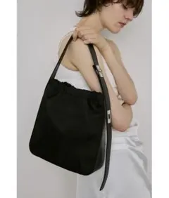 Item thumbnail for item e98ebf0a-87c3-4c7a-b217-0d6689c6304b