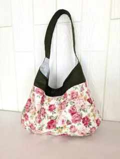 薔薇柄バッグ　ぷっくり丸いシルエット　 ハンドメイド