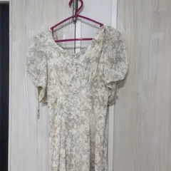 snidel パフスリーブ ワンピース