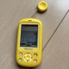 docomo F-03U イエロー 携帯電話本体子供携帯 - メルカリ