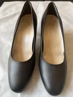 Riz raffinee（リズ ラフィーネ）　パンプス(黒)