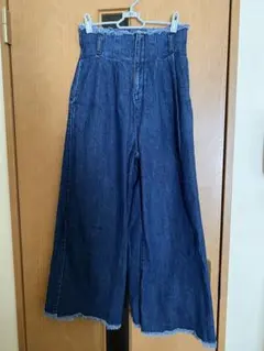 Item thumbnail for item e178cfb3-71b1-4a38-a278-87c96a503a9c