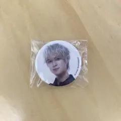 ini xquare 佐野雄大　カプセルトイミニ缶バッチ