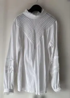 &.NOSTALGIA❤︎立襟レースが可愛いユッタリブラウス⭐︎超美品！のサムネイル