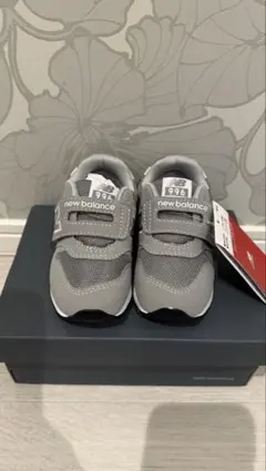 新品New Balance 992 グレー スニーカー