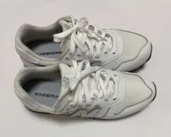 new balance 373 27.5cmのサムネイル