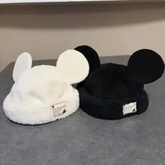 ミッキーマウス耳付き帽子　ペア白・黒２点セット
