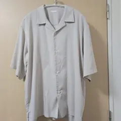 GU ベージュ 半袖シャツ