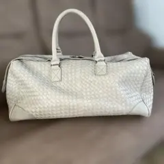 ライトグレー 編み込みレザー風　ボストンバッグ