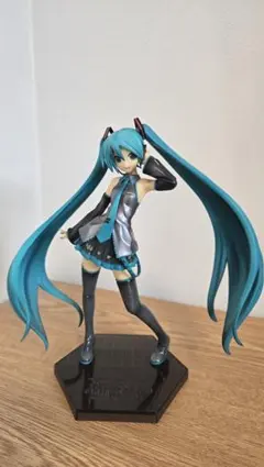 初音ミク CM ver. 1/8スケールフィギュア グッドスマイルカンパニー