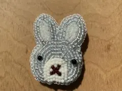 ビーズブローチ(うさぎ)