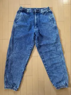 ライトブルーデニムジョガーパンツ