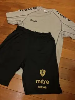 mitre サッカーウェア グレー・ブラック　上下セット