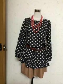 新品E hyphen world gallery袖フリルバックジップワンピース