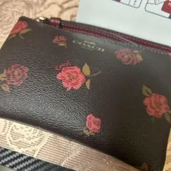 COACH クロスグレインレザー・ジップ タブレットケース RED - メルカリ