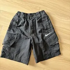 NIKE キッズ　ハーフパンツ　xs