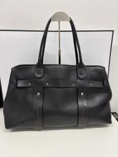 【極美品】サルヴァトーレ フェラガモ レザートートバッグ スタッズ ブラック 黒