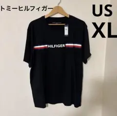 トミーヒルフィガー　USサイズXL ブラックTシャツ　ワンポイント刺繍とプリント