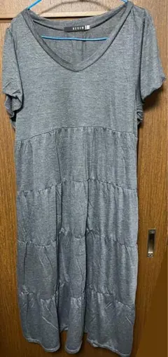 BEGUM グレー ワンピース