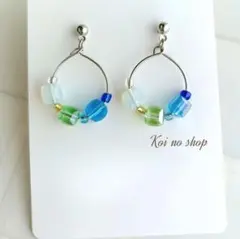 188. ガラスキューブ ブルー グリーンフープ ピアス イヤリング