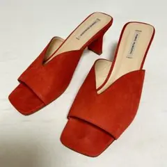 ファビオルスコーニ　バイカラー　サンダル　赤のスエード風オープントゥサンダル